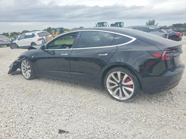 5YJ3E1EB2JF078717 2018 TESLA MODEL 3 - Image 2