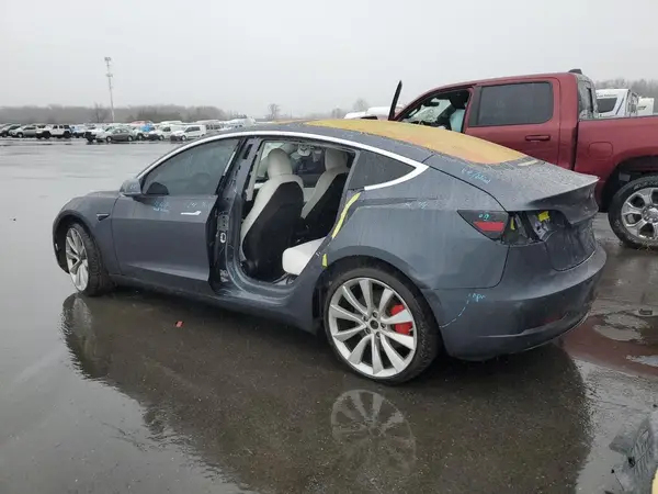 5YJ3E1EB2JF079429 2018 TESLA MODEL 3 - Image 2