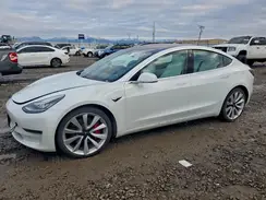 5YJ3E1EB2JF081584 2018 TESLA MODEL 3