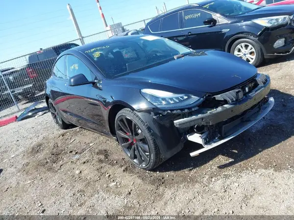 5YJ3E1EB2JF082671 2018 TESLA MODEL 3 - Image 1