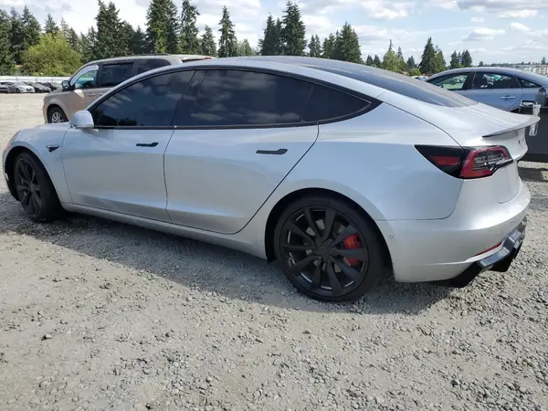 5YJ3E1EB2JF083402 2018 TESLA MODEL 3 - Image 2
