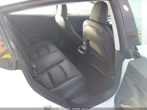 5YJ3E1EB2JF084369 2018 TESLA MODEL 3 - Image 8