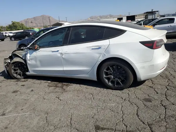 5YJ3E1EB2JF085313 2018 TESLA MODEL 3 - Image 2