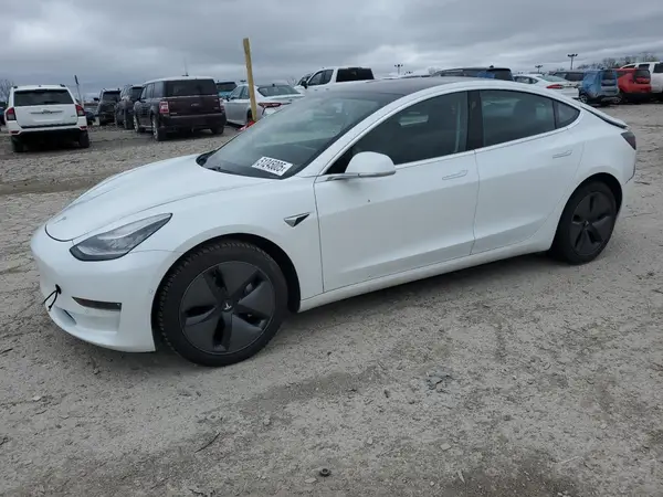 5YJ3E1EB2JF085361 2018 TESLA MODEL 3 - Image 1