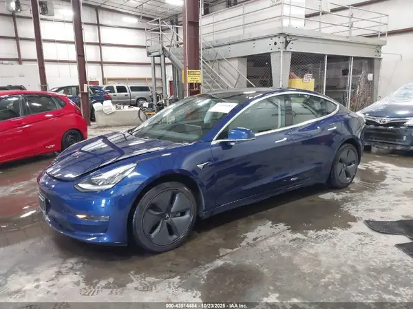 5YJ3E1EB2JF090155 2018 TESLA MODEL 3 - Image 2
