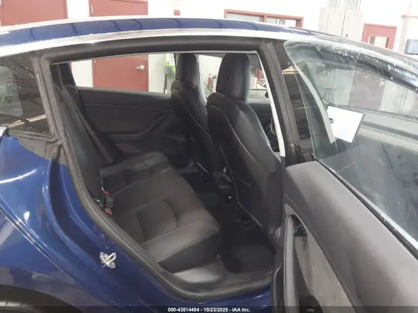 5YJ3E1EB2JF090155 2018 TESLA MODEL 3 - Image 8