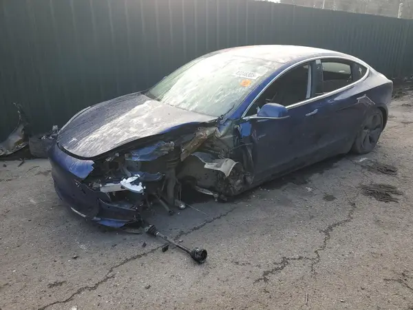 5YJ3E1EB2JF091970 2018 TESLA MODEL 3 - Image 1