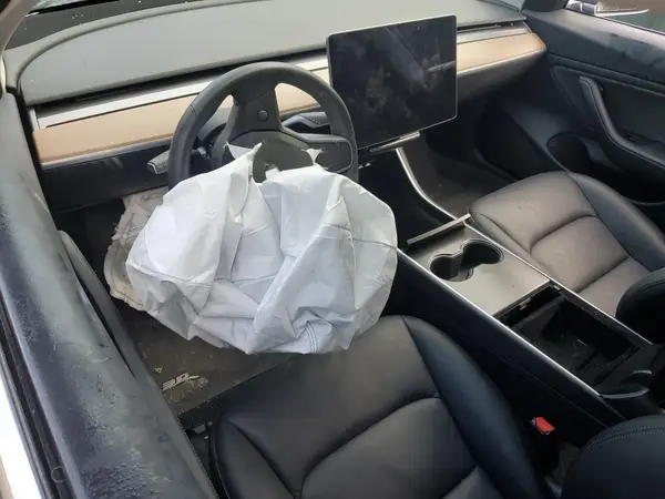 5YJ3E1EB2JF091970 2018 TESLA MODEL 3 - Image 8