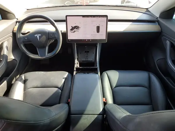 5YJ3E1EB2JF092312 2018 TESLA MODEL 3 - Image 8