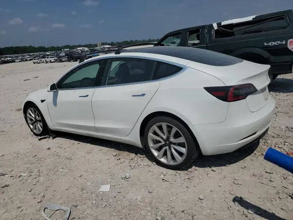 5YJ3E1EB2JF092455 2018 TESLA MODEL 3 - Image 2