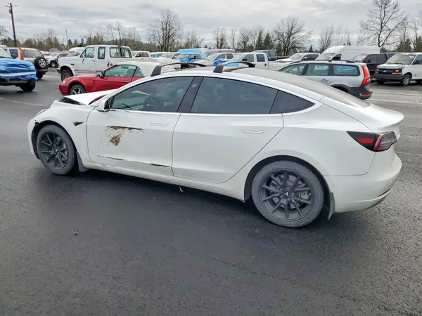 5YJ3E1EB2JF092536 2018 TESLA MODEL 3 - Image 2