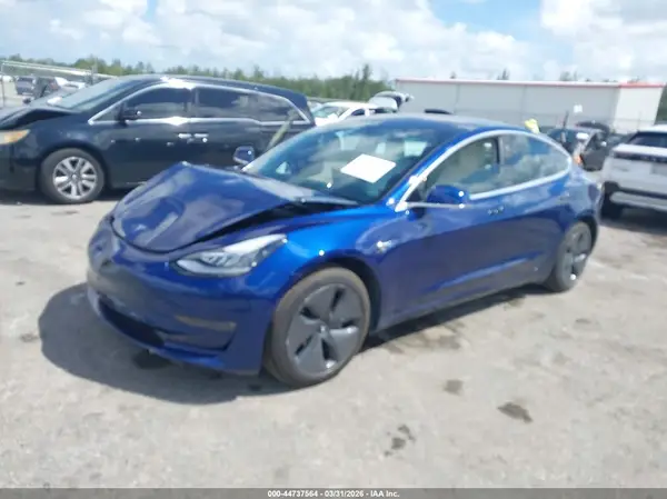 5YJ3E1EB2JF096537 2018 TESLA MODEL 3 - Image 2