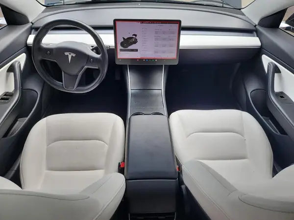 5YJ3E1EB2JF099289 2018 TESLA MODEL 3 - Image 8