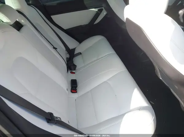 5YJ3E1EB2JF099373 2018 TESLA MODEL 3 - Image 8