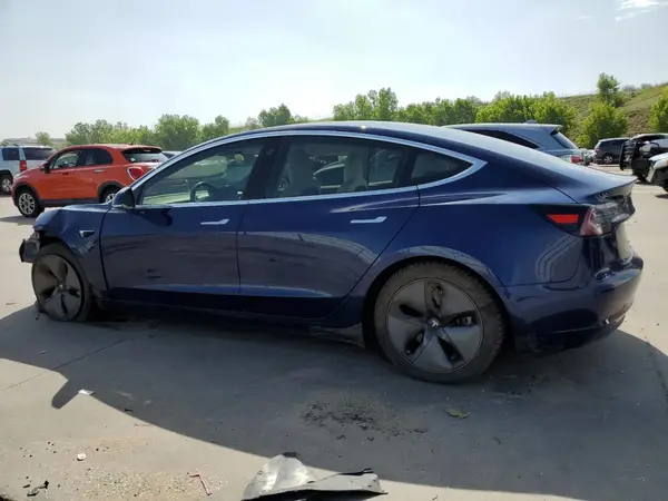 5YJ3E1EB2JF099776 2018 TESLA MODEL 3 - Image 2