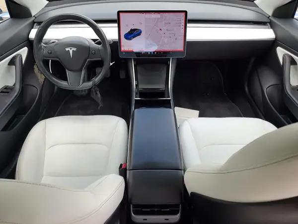 5YJ3E1EB2JF101042 2018 TESLA MODEL 3 - Image 8