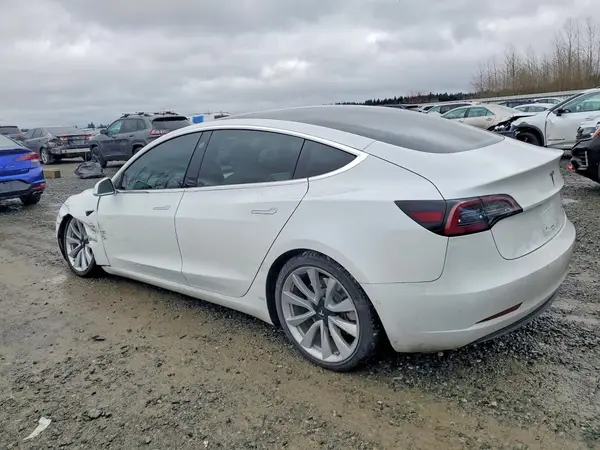5YJ3E1EB2JF101140 2018 TESLA MODEL 3 - Image 2