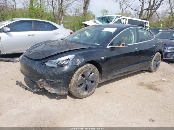 5YJ3E1EB2JF103096 2018 TESLA MODEL 3 - Image 2