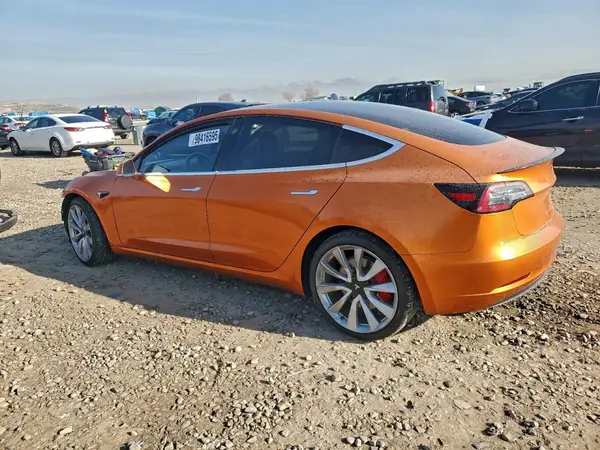 5YJ3E1EB2JF106225 2018 TESLA MODEL 3 - Image 2