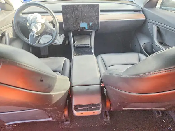 5YJ3E1EB2JF106340 2018 TESLA MODEL 3 - Image 8