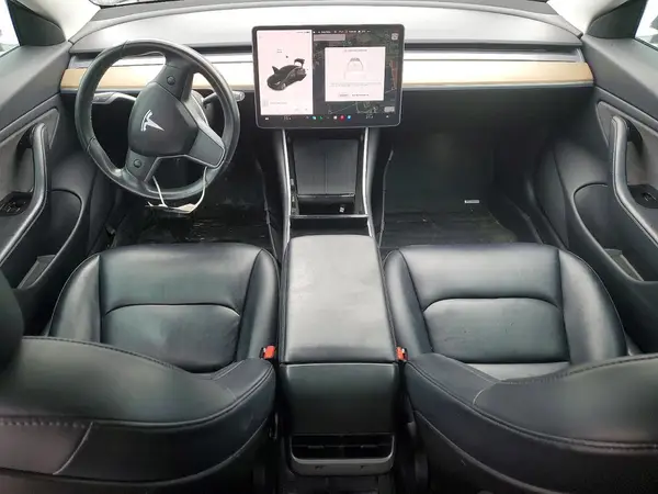 5YJ3E1EB2JF106824 2018 TESLA MODEL 3 - Image 8