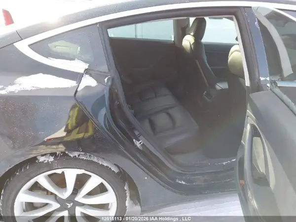 5YJ3E1EB2JF107276 2018 TESLA MODEL 3 - Image 8