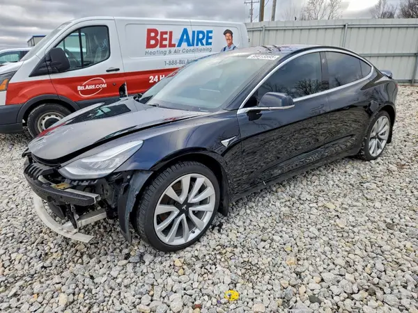 5YJ3E1EB2JF107312 2018 TESLA MODEL 3 - Image 1