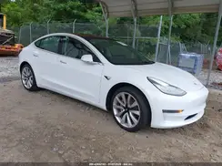 5YJ3E1EB2JF111599 2018 TESLA MODEL 3