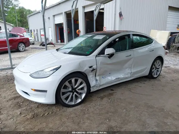 5YJ3E1EB2JF111599 2018 TESLA MODEL 3 - Image 2