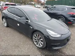 5YJ3E1EB2JF111764 2018 TESLA MODEL 3