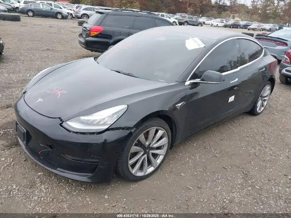 5YJ3E1EB2JF111764 2018 TESLA MODEL 3 - Image 2