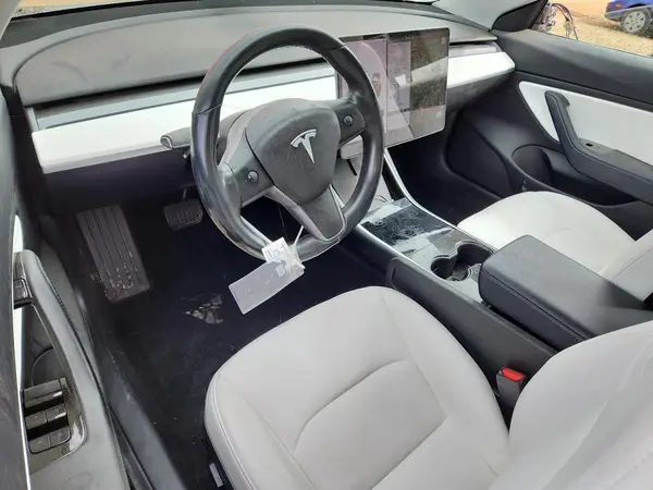 5YJ3E1EB2JF112008 2018 TESLA MODEL 3 - Image 8