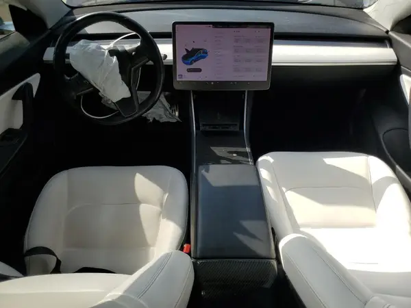 5YJ3E1EB2JF112140 2018 TESLA MODEL 3 - Image 8