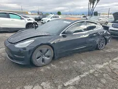 5YJ3E1EB2JF112476 2018 TESLA MODEL 3