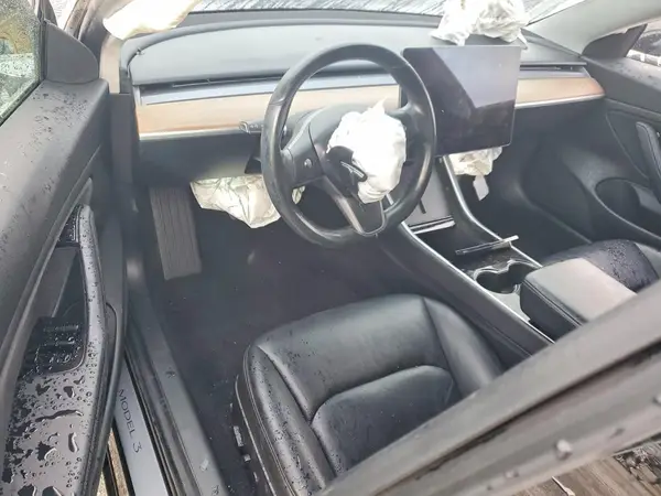 5YJ3E1EB2JF112476 2018 TESLA MODEL 3 - Image 8