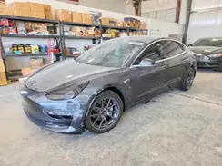 5YJ3E1EB2JF114034 2018 TESLA MODEL 3