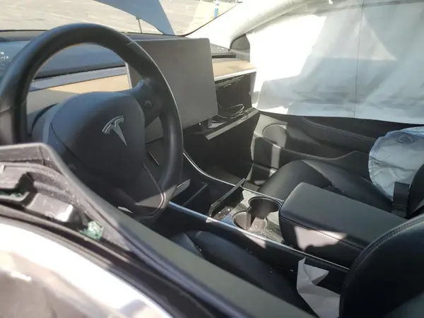 5YJ3E1EB2JF114437 2018 TESLA MODEL 3 - Image 8