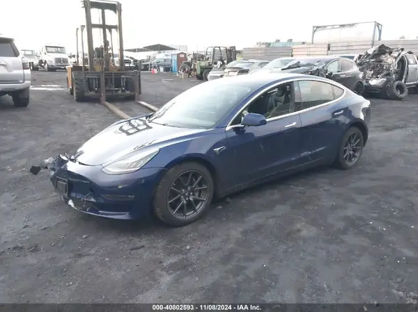 5YJ3E1EB2JF115166 2018 TESLA MODEL 3 - Image 2