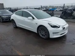 5YJ3E1EB2JF115569 2018 TESLA MODEL 3
