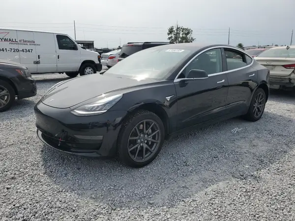 5YJ3E1EB2JF118651 2018 TESLA MODEL 3 - Image 1