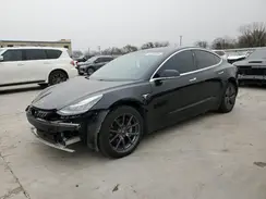 5YJ3E1EB2JF118732 2018 TESLA MODEL 3