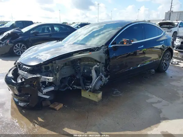 5YJ3E1EB2JF118956 2018 TESLA MODEL 3 - Image 2