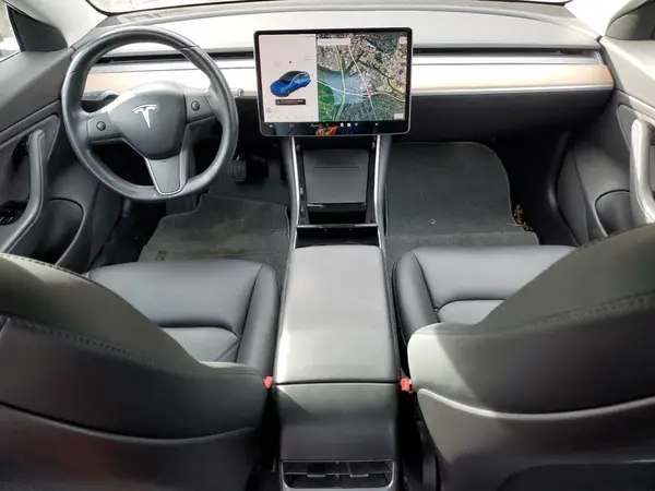 5YJ3E1EB2JF120352 2018 TESLA MODEL 3 - Image 8