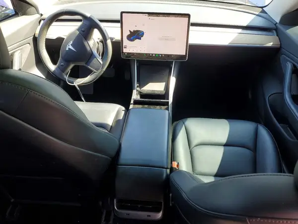 5YJ3E1EB2JF120402 2018 TESLA MODEL 3 - Image 8