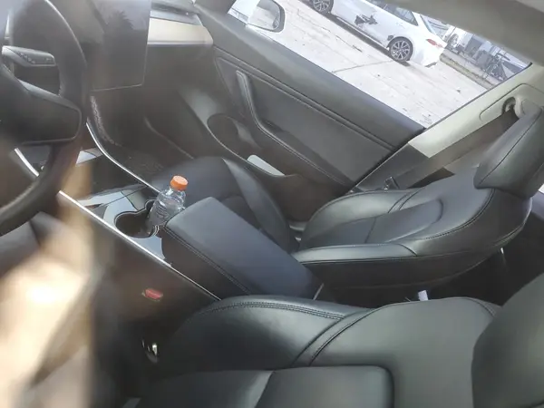 5YJ3E1EB2JF120707 2018 TESLA MODEL 3 - Image 8