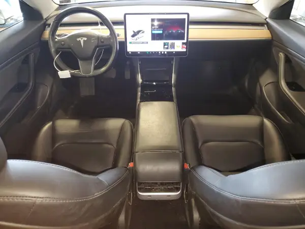 5YJ3E1EB2JF121470 2018 TESLA MODEL 3 - Image 8
