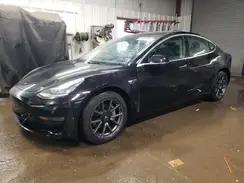5YJ3E1EB2JF127611 2018 TESLA MODEL 3