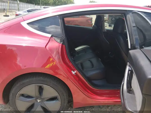5YJ3E1EB2JF130167 2018 TESLA MODEL 3 - Image 8