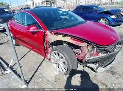5YJ3E1EB2JF133277 2018 TESLA MODEL 3