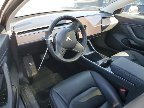 5YJ3E1EB2JF133814 2018 TESLA MODEL 3 - Image 8